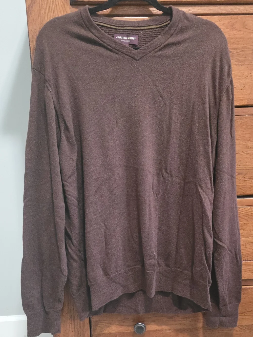 Johnston & Murphy Men's Dark Brown V-Neck Sweater